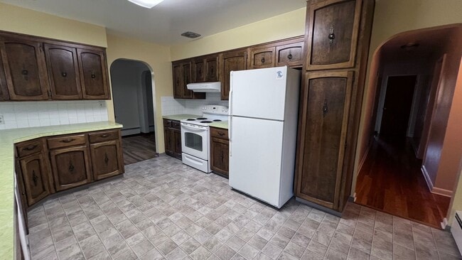 Building Photo - South Hill Charming corner lot 3 bed 2 bath in quiet neighborhood