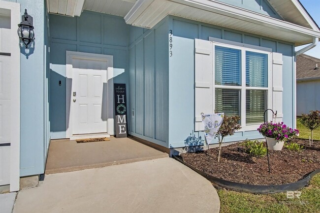 Building Photo - 3893 Mercury Cir