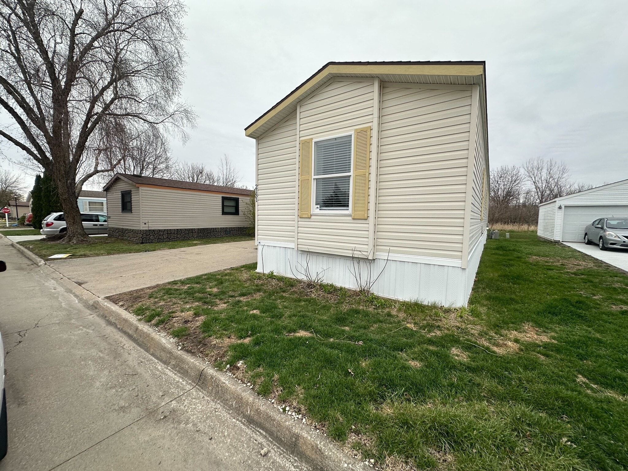 Building Photo - 2131 Windover Dr