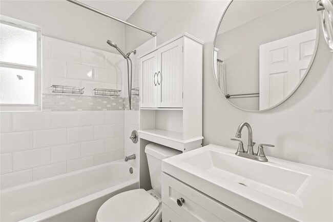 Building Photo - 4350 1st Ave S