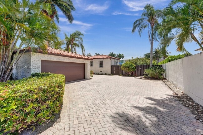 Building Photo - 609 Isle of Palms Dr