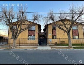 Building Photo - 1BD/ 1BATH 2ND FLOOR APT EAST PALMDALE