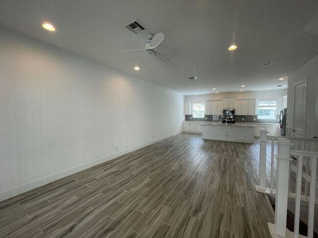 Building Photo - 8086 Hobbes Wy