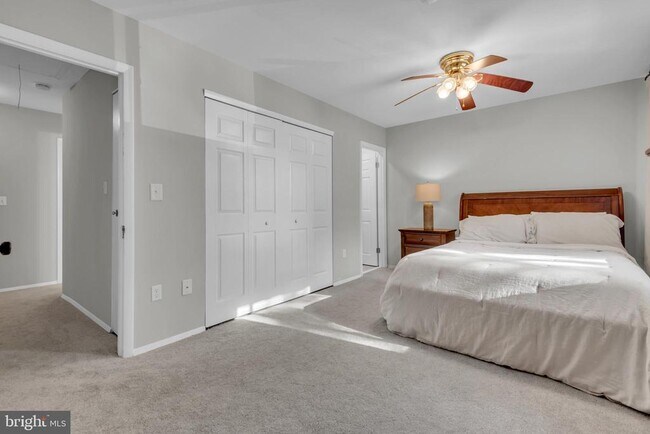 Building Photo - 1052 Cedar Ridge Ct