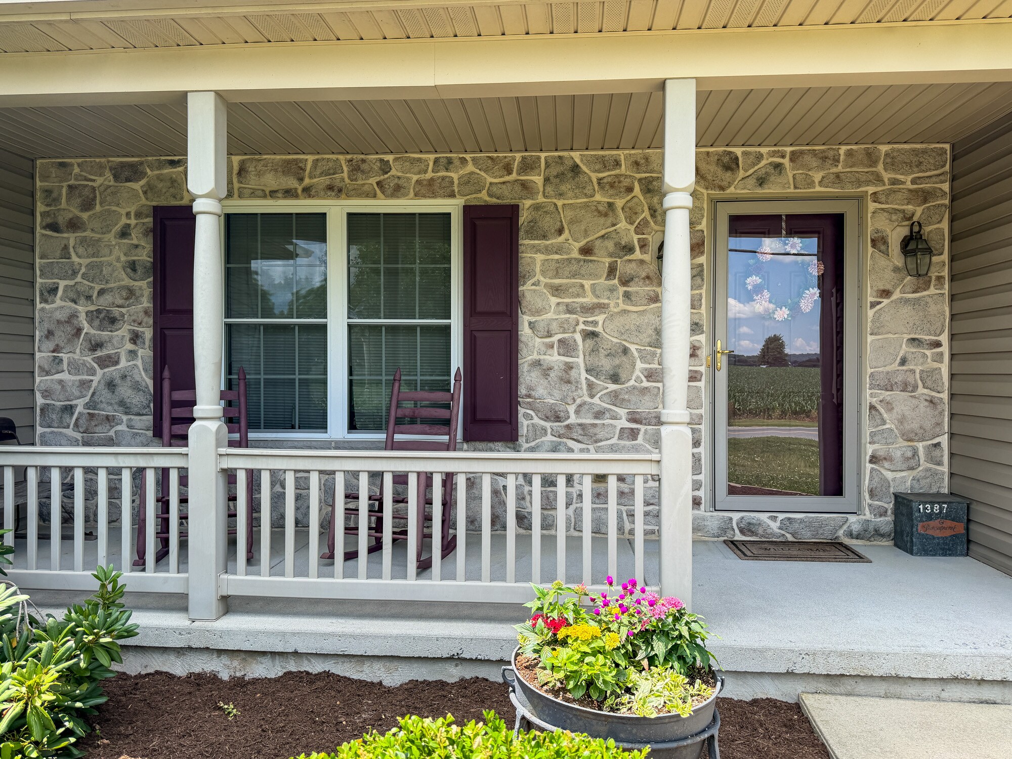 Building Photo - 1387 Sheep Hill Rd