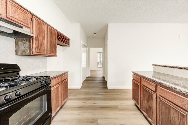 Building Photo - 2338 Bent River Dr