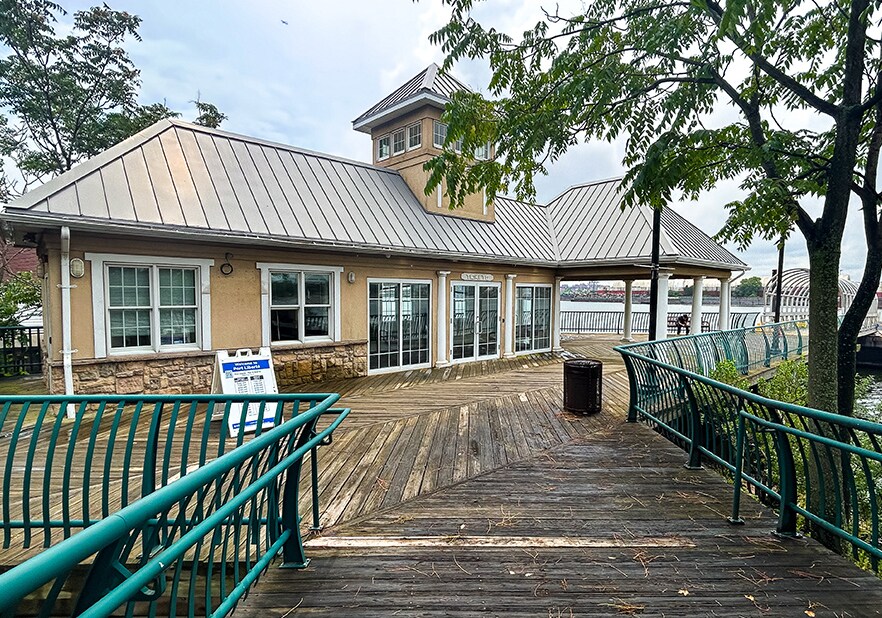 Building Photo - 15 Enterprise Ct