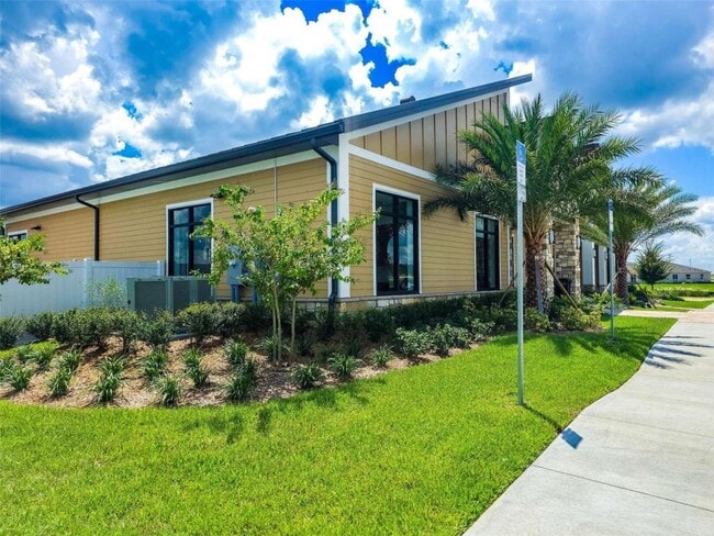 Building Photo - 1121 Deepwater Cir