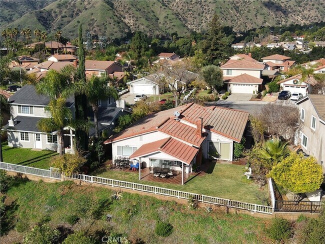 Building Photo - 2142 Iron Club Dr