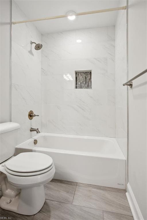 Building Photo - 3009 Ridge Dr