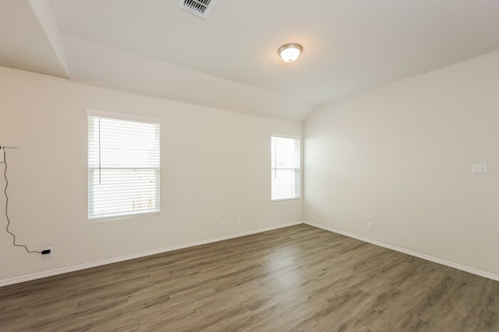 Building Photo - 9326 Somers Bend