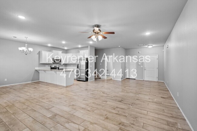 Building Photo - 1225 N Sicily Ln