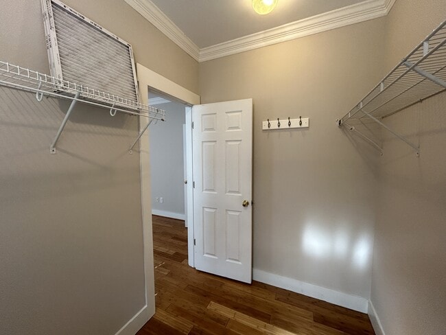 Building Photo - 2805 3rd St