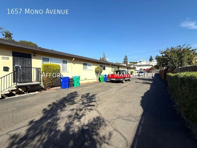 Primary Photo - 1657 Mono Ave
