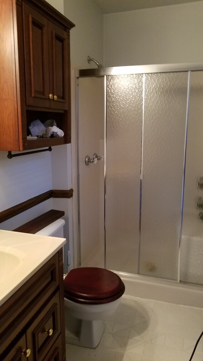 Building Photo - 5049 Babbitt Rd