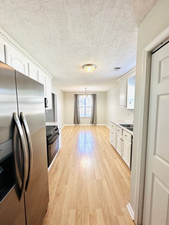 Building Photo - 714 Lindsey Brooke Trace - MOVE IN SPECIAL
