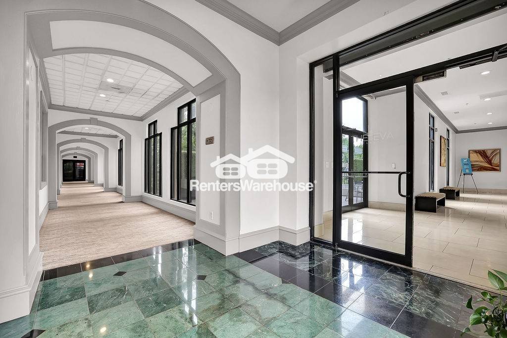 Building Photo - 799 Hammond Dr