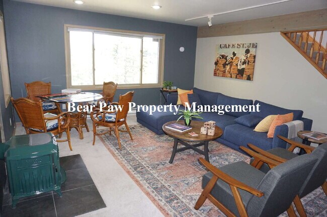 Building Photo - SHORT TERM, FULLY FURNISHED home in Evergr...