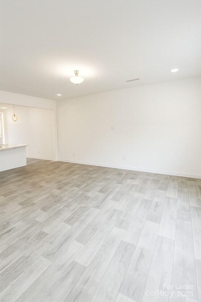 Building Photo - 14229 Whistling Teal Dr