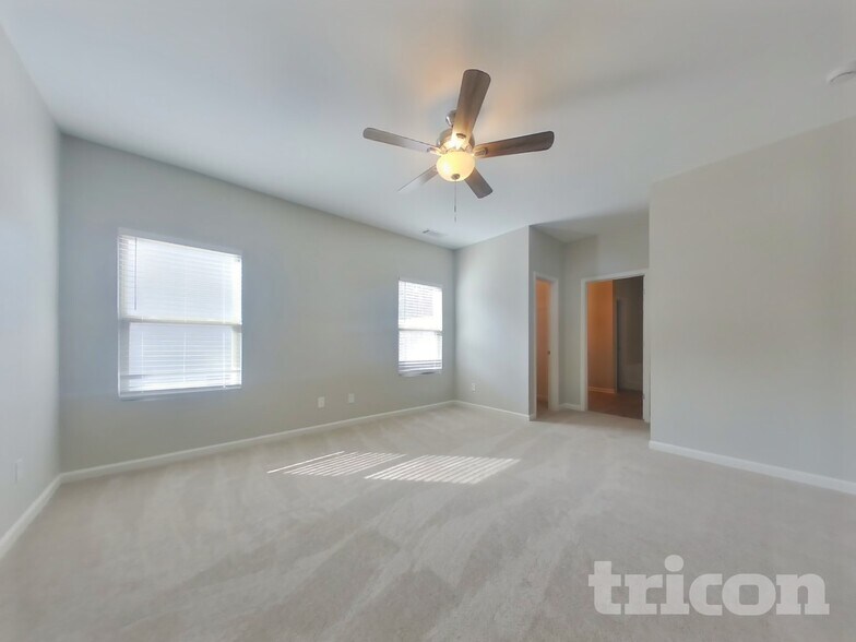 Building Photo - 38 Ponders Rd