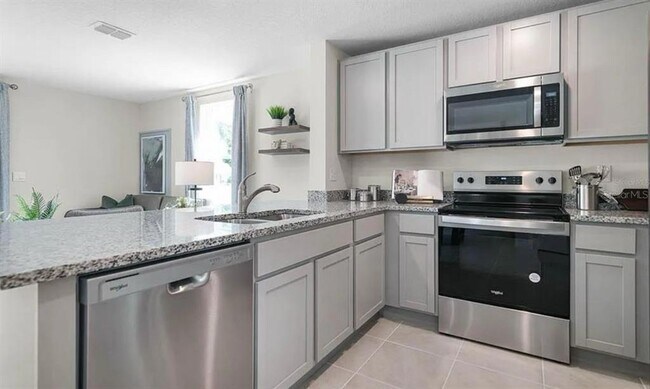 Building Photo - 544 Zinfandel Dr