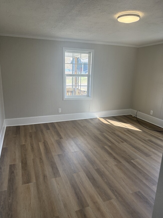 Building Photo - 2208 Cheek St