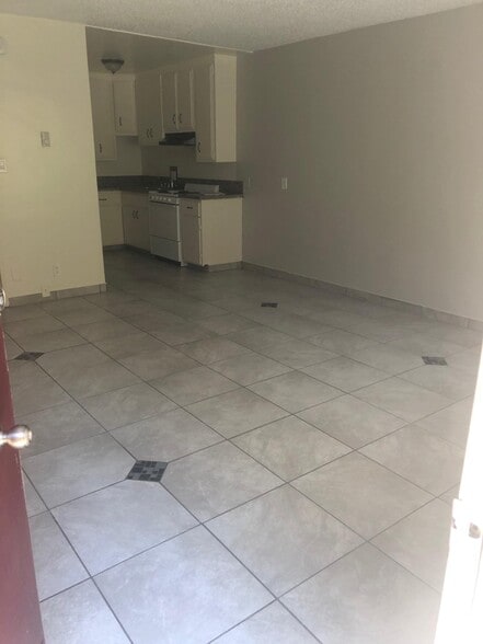 Building Photo - 8529 Willis Ave