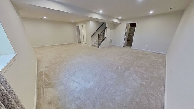 Building Photo - Updated 3-Bedroom Condo at The Villas at Greenleigh