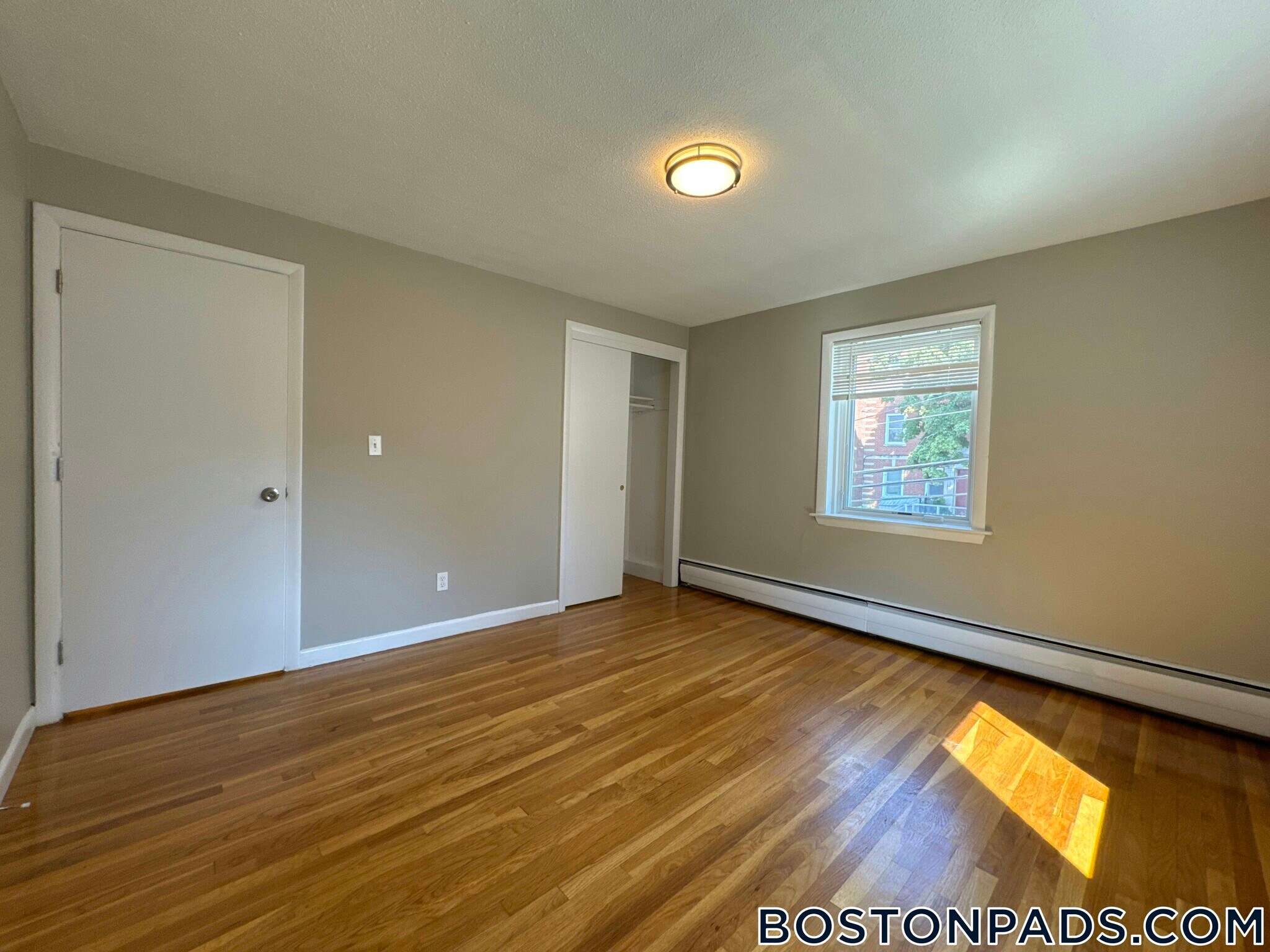 Building Photo - 50 Evergreen St