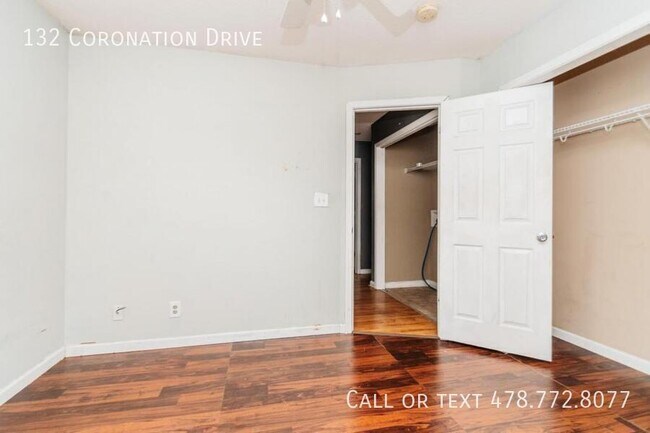 Building Photo - 132 Coronation Dr
