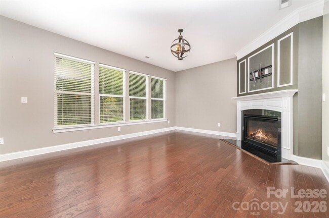 Building Photo - 3004 Fallondale Rd