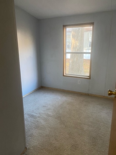 Building Photo - 700 Beck Rd