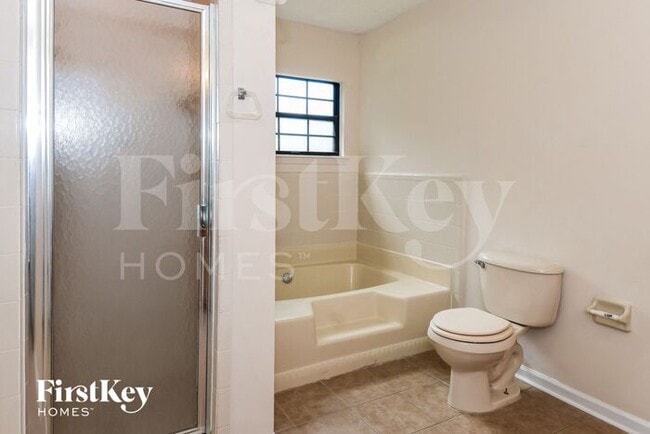 Building Photo - 7613 Fawn Lake Dr S
