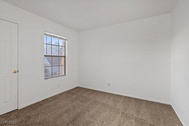 Building Photo - 2559 Kilmaron Cir