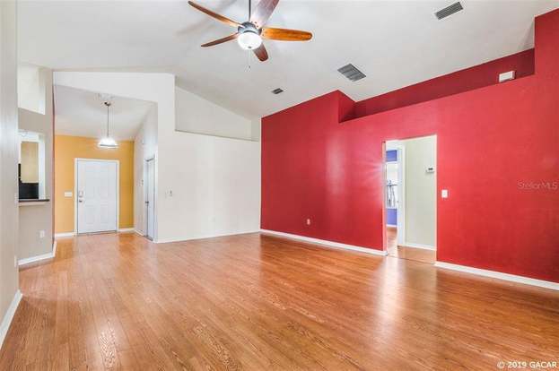 Building Photo - 2131 NW 52nd Pl