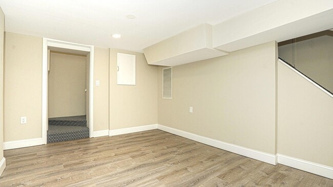 Building Photo - 2282 3rd St