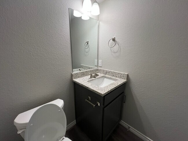 Building Photo - 2834 Melissa Ln