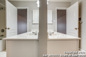 Building Photo - 22011 Oriole Hill Dr