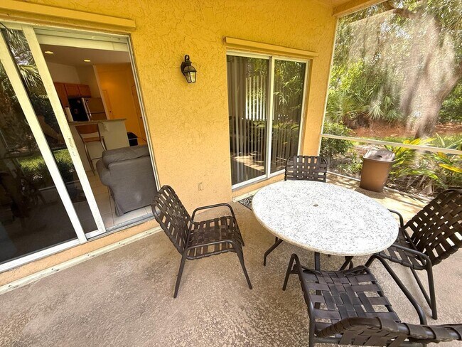 Building Photo - 8000 Carnoustie Pl