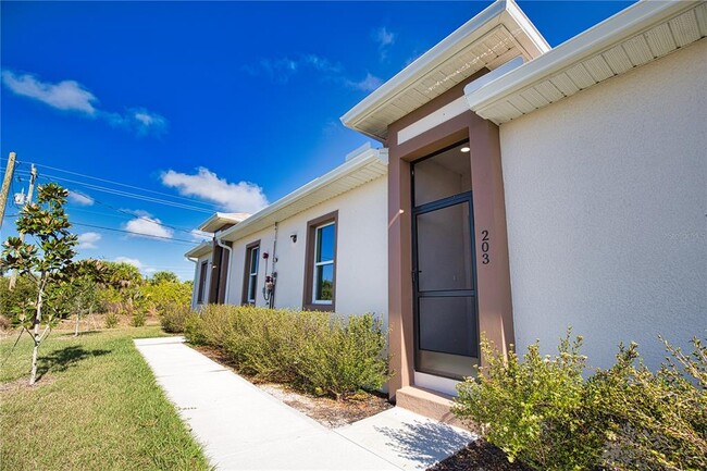 Building Photo - 289 Boundary Blvd