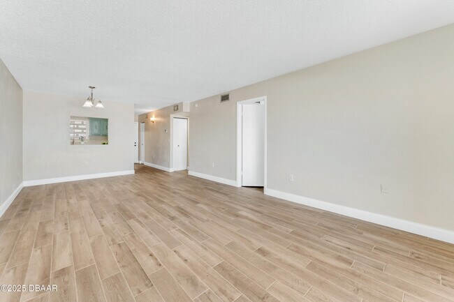 Building Photo - 2711 N Halifax Ave