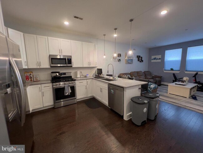 Building Photo - 959 Shackamaxon St