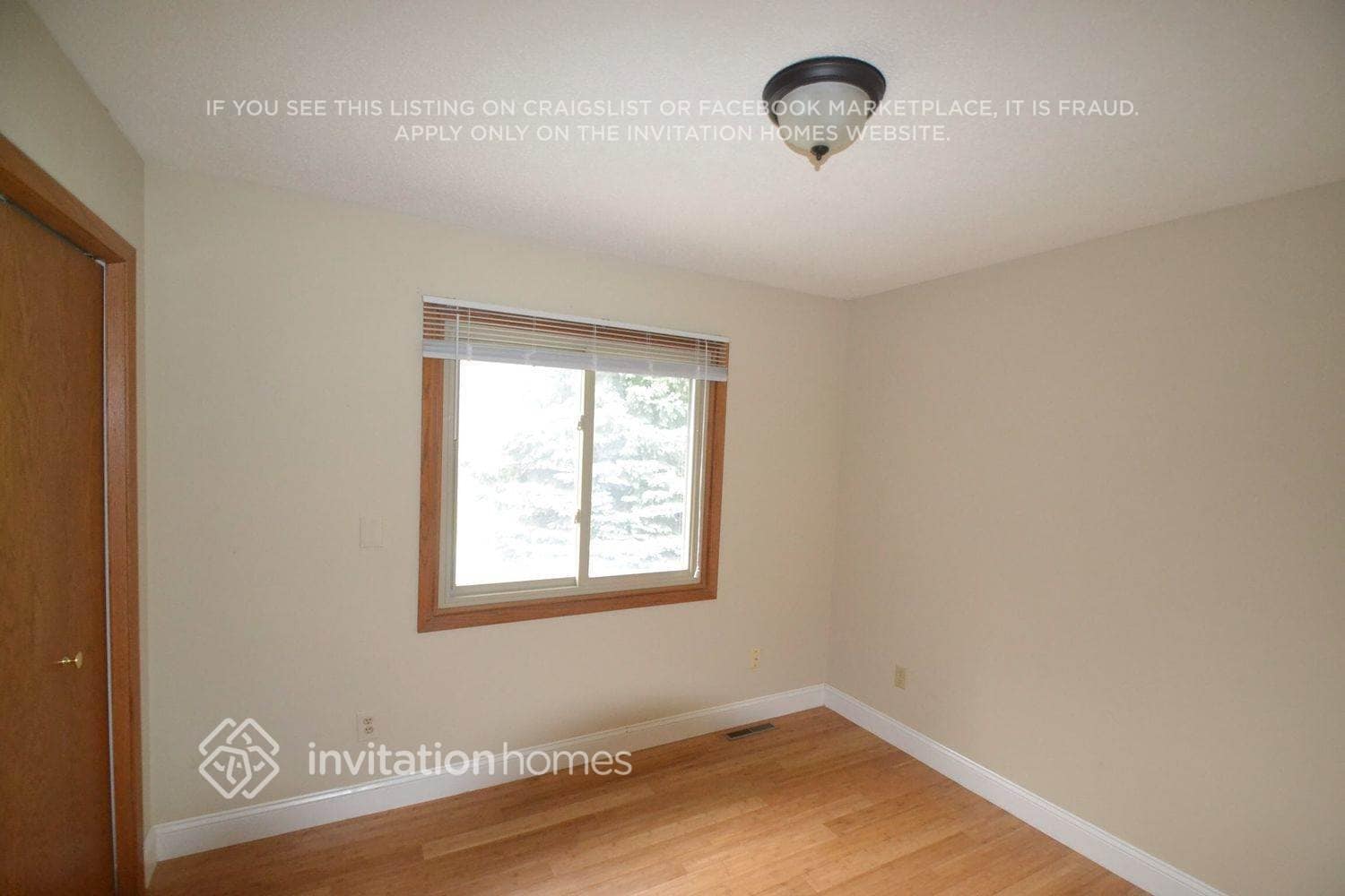 Building Photo - 7897 Kingsview Ln N