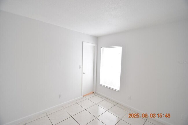 Building Photo - 6618 N Church Ave