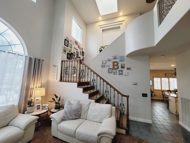 Building Photo - 45362 Tesiben Ct