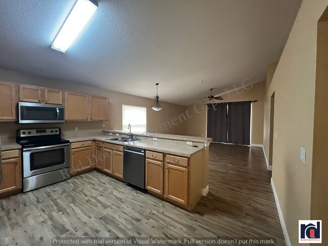 Building Photo - Beautiful 4 bedroom 2 Bath Single Family Home ~Oviedo~