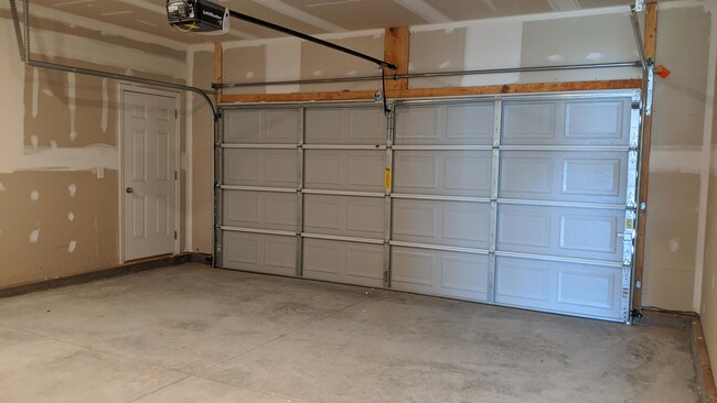 Building Photo - 544 Smoky Crossing Way