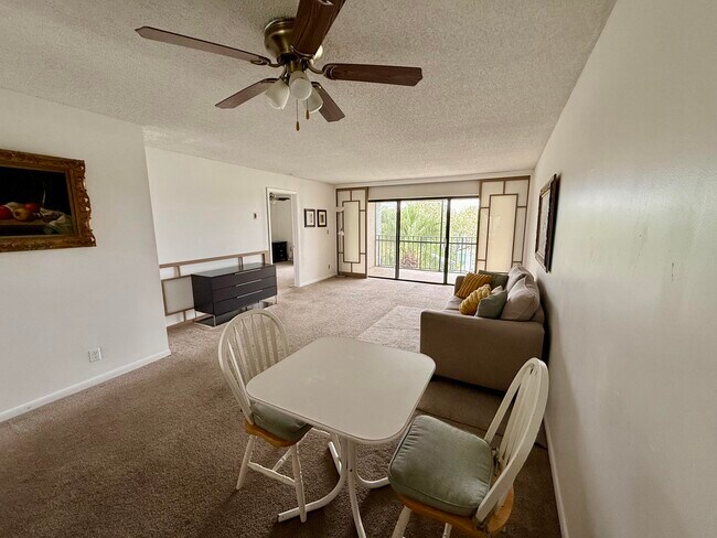 Building Photo - 4387 Trevi Ct