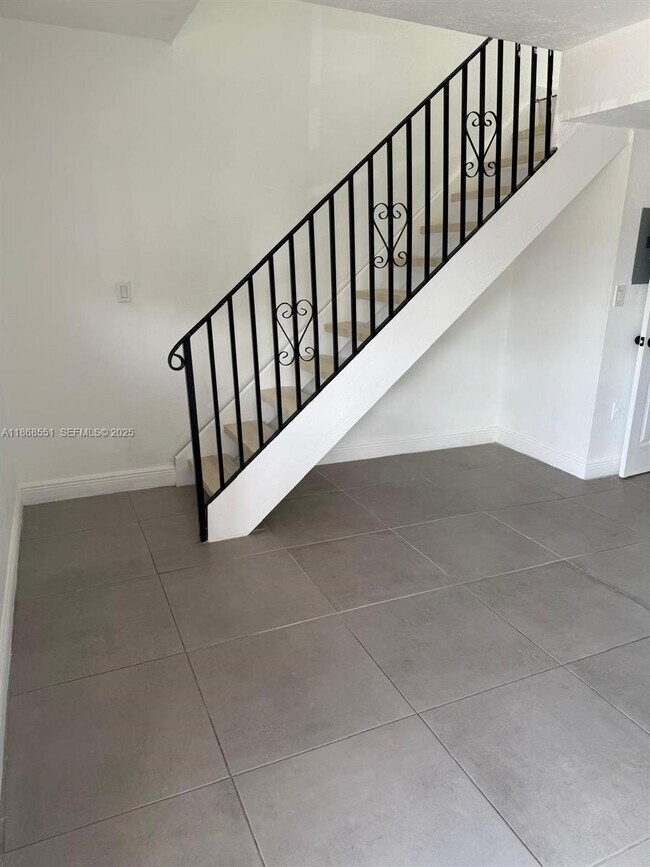 Building Photo - 2291 W 53rd Pl