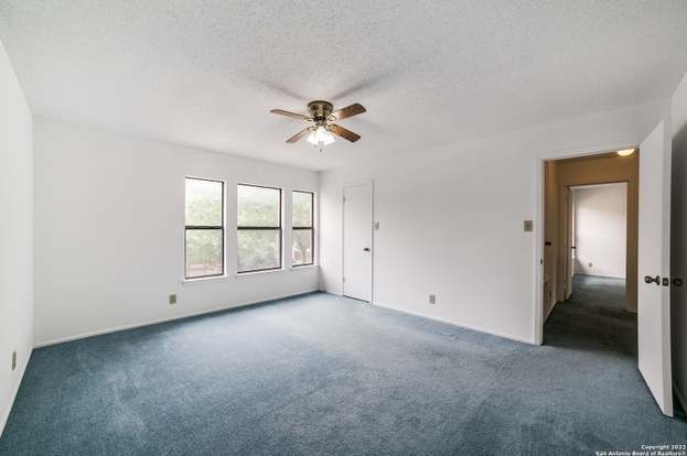 Building Photo - 12811 Hunting Bear